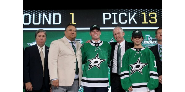 Heiskanen spelar Dallas Stars i den nya säsongen Heiskanen spelar Dallas Stars i den nya säsongen